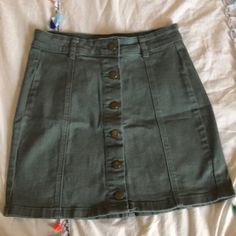 Forever 21 A-Line Green Mini Skirt! Never Worn! In Great Conditions! Very Fitting And Comfortable!! Forever 21 Cotton Skirt For Day Out, Forever 21 Cotton Lined Skirt, Casual Mini Skirt From Forever 21, Casual Lined Skirt By Forever 21, Forever 21 Cotton Mini Denim Skirt, Casual Stretch Mini Skirt By Forever 21, Forever 21 Cotton Skirt, Forever 21 Casual Mini Skirt, Trendy Forever 21 Cotton Skirt