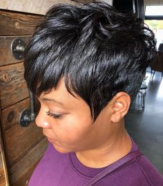 Short Asymmetrical Haircut, Asymmetrical Haircuts, Shorthair Haircut, Asymmetrical Haircut, Funky Short Hair, Short Haircut Styles