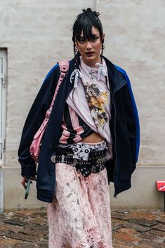 Japanese Street Fashion Harajuku, Vogue Scandinavia, Y2k Street Style, Harajuku Street Style, Mexican Fashion, Everyday Clothing, Copenhagen Fashion, Quirky Fashion, Copenhagen Style