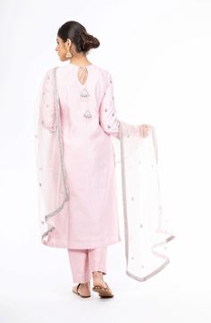 Elegant Baby Pink Chanderi Silk Salwar Kameez Chanderi Silk Suits, Haute Couture Fabric, Zardozi Embroidery, Add Sleeves, Embroidery Materials, Elegant Baby, Types Of Embroidery, Silk Suit, Net Dupatta