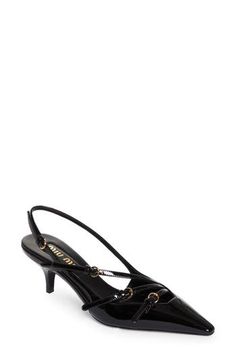 Black Slingback Pumps, Demure Fall, Miu Miu Runway, 23 Runway, Kitten Heel Slingbacks, Carrie Bradshaw Outfits, Sheer Black Tights, Black Kitten Heels, Fall 23