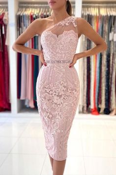 Looking for a pretty dress for your coming ball? Check out this one shoulder lace prom dress at ballbella.com, fast delivery worldwide. Purple Mermaid Prom Dress, One Shoulder Evening Dress, Knee Length Prom Dress, Lace Short Dress, Bodycon Dress Homecoming, One Shoulder Prom Dress, Pink Homecoming Dress, Dress One Shoulder, Lace Prom Dress