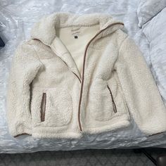 Brand New Never Worn Cream Fleece-lined Outerwear For Fall, Casual Cream Sherpa Fleece Jacket, Universal Thread Jacket, Beige Sherpa Hooded Outerwear, Green Cargo Jacket, Cream Jacket, Green Utility Jacket, Camouflage Jacket, Cargo Jacket