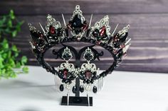 Gothic Wedding Crown With Thorns Black Crown in the Gothic - Etsy Spiked Crown, Tiara Halloween, Red Tiara, Wire Crystal, Dark Wedding Theme, Quinceanera Tiaras, Black Tiara, Gothic Crown, Wedding Tiaras