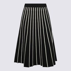 Black and white midi skirt from Tory Burch featuring elasticizated waist, pleated skirt, midi length and regular vestibility.Composition: _, 91% Polyamide, 9% Elastane Pleated Skirt Midi, White Midi Skirt, Red Valentino Shoes, Wang Dress, Self Portrait Dress, American Fashion Designers, White Midi, Italian Outfits, Skirt Midi