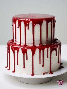 tired white buttercream frsoted vintage cake with dripping red editable blood on white cake stand and white background Horror Birthday Party, Spooky Desserts, Horror Birthday, Horror Cake, Horror Themed Party, Spooky Cake, Birthday Cake Decorating Ideas, Movie Cakes