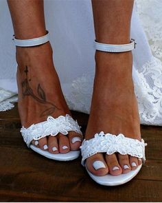 Lasaky - Luxurious Footwear with Ornate Designs and Soft Straps Chunky Heels Wedding, Wedding Guest Heels, Ankle Strap Chunky Heels, Pretty Sandals, Wedding Shoes Lace, Lace Pumps, White Wedding Shoes, Beautiful High Heels, Floral Heels