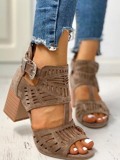 DETAILS Casual style Hollow out Chunky heel Ankle buckle Western Sandals, Trendy Block Heels, Stacked Heel Sandal, High Heels Black, Chunky Heel Sandals, Summer Boots, Womens Gladiator Sandals, Chic Sandals, Chunky Sandals