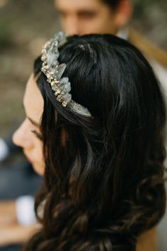 Our Andes tiara channels Stevie Nicks and a woodland princess all at once. Finished with combs on the ends. Available in smoky quartz, rose quartz or clear quartz. All items are handmade to order. Please allow 3-4 weeks for production. No two items will be exactly the same due to the handmade nature of this item; please allow for these small variances as this is what makes your piece truly unique! photo credit: Rachel Red Photography, www.rachelredphotography.com model: Emma Gladu @ Directions U Woodland Princess, Crystal Wedding Crown, Pagan Wedding, Crystal Crown Wedding, Red Photography, Boho Country, Enchanted Forest Wedding, Bridal Crown, Wedding Tiara