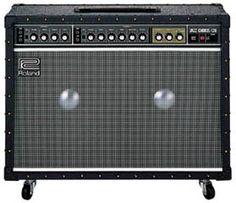 an amp with four different knobs on it