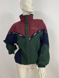 "Spruce meadows Jacket, spruce meadows windbreaker, men's size xs Measurements:  Spruce Meadows  Shoulder 17\"-20\"/sleeve 24\"/bust (pit-pit) 23\"/waist 20\"/bottom width 16\"-21\"/length 25\" Mannequin measurements:  5'8\", bust 34\", waist 25\", hip 33\" Please note that vintage clothing sizes can vary greatly.  The Measurements provided  are approximate and are taken lying flat.  I suggest taking a similar garment from your wardrobe and measure it while lying flat.  This way you can compare Green Nylon Track Jacket For Hiking, Green Nylon Windbreaker For Fall, Green Winter Track Jacket For Outdoor Activities, Green Winter Track Jacket For Outdoor, Fall Green Nylon Windbreaker, Green Windproof Track Jacket For Outdoor, Green Windbreaker For Fall Outdoor Activities, Green Track Jacket For Winter Outdoor Activities, Green Long Sleeve Track Jacket For Hiking