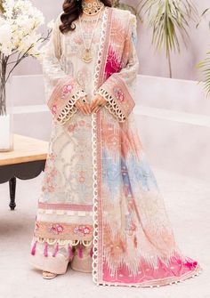 Batik Print Dress, Salwar Suits Party Wear, Indian Anarkali, Lehenga Jewellery, Printed Organza, Saree Sale, Chiffon Sleeves, Quotes Lyrics, Lehenga Style