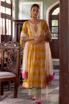 Shop for Rajiramniq Yellow Silk Printed Kurta Set for Women Online at Aza Fashions Rajiramniq Suit, Umbrella Sleeves, Satin Dupatta, Moroccan Print, Designer Lehengas, Indian Designer Suits, Latest Dress Design, Lime Yellow, Gota Work