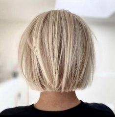 Chin Length Haircuts, Straight Hair Cuts, 50 Hair, Chin Length Bob, Inverted Bob, Bob Hairstyles For Fine Hair, Bright Blonde, Shirt Hair