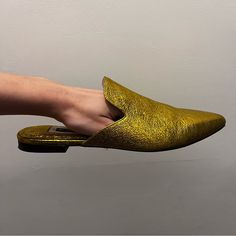 Alice + Olivia Loafer Gold Shoes Size 8, Only Worn Once, In Great Condition. They Are Super Comfortable! Does Not Come With The Box. Gold Mules, Gold Shoes, Loafer Mules, Alice Olivia, Loafer Shoes, Loafers, Women Shoes, Women Shopping, Gold