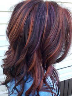 Red Brown Lowlights Brunettes, Fall Hair Red Highlights, Long Curly Hair Fall Colors, Colored Fall Hair, Dark Brown Hair With Highlights Blonde Summer Colors, Red Highlites On Dark Hair, Brown And Red Highlights Brunettes, Highlights For Dark Auburn Hair, Ted Highlights On Brown Hair