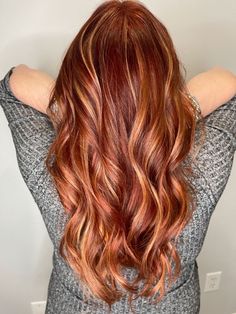 Red Hair With Halo Highlights, Copper Red Hair With Highlights And Lowlights, Red Hair Caramel Highlights, Copper Red With Highlights, Red Hair With Light Red Highlights, Copper Brown With Blonde Highlights, Dark Copper With Blonde Highlights