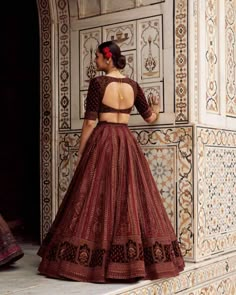 Payal Keyal Shalimar, Payal Keyal Lehengas, Maroon Wedding Lengha, Minimal Bridal Lehenga, Brown Bridal Lehenga, Maroon Wedding Lehenga, Maroon Bridal Lehenga, Latest Bridal Lehenga Designs