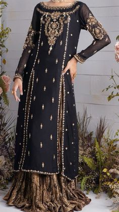 Net Shirt, Shadi Dresses, Black Lehenga, Pakistani Party Wear, Pakistani Wedding Outfits