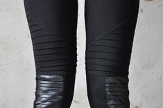 Pleasantly soft low-rise leggings with seam structure and artificial leather elements. Our model is 1,63 m / 5,4 ft tall and wears size S. ♦ Size/Measurements ♦ Please note our sizes and measurements! If you have any questions, don't hesitate to contact us. The Leggings run true to size. ♢ XS International (US: 2/4; AT/DE: 32/34) Waist: 58 - 62 cm / 23 - 24,5 inch Hips: 82 - 86 cm / 32,5 - 34 inch Front Rise: 19 cm / 7,5 inch Inseam: 74 cm / 29 inch ♢ S International (US: 6/8; AT/DE: 36/38) Wais Edgy Fall Streetwear Leggings, Edgy Stretch Leather Pants For Streetwear, Black Edgy Leggings For Streetwear, Alternative Style Fitted Leggings For Streetwear, Edgy Stretch Leggings, Edgy Black Leggings For Alternative Fashion, Fitted Alternative Leggings For Night Out, Alternative Style Fitted Leggings For Night Out, Fitted Alternative Style Leggings For Night Out