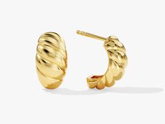 This stylish pair of 14K Gold Croissant Dome Huggie Earrings can be worn every day or with a formal outfit. These earrings are a perfect gift for friend, lover or family member.FEATURES• Made to Order• Gold Kt: 14k Solid Gold, 18k Solid Gold• Gold Color: Rose Gold, Yellow Gold, White Gold• Width x Height: 6.90 mm x 13.00 mm• Inner Diameter: 7.90 mm Huggie Earrings, Gift For Friend, Formal Outfit, Holiday Sales, Huggies Earrings, Gold Gold, Gold Yellow, Solid Gold, Gold Color