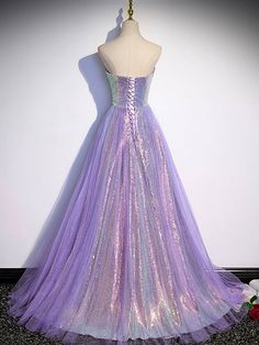 Informazioni sul prodotto: Materiale: paillettes, tulle Silhouette: a-line Colore: lavanda Orlo: lunghezza del pavimento DETTAGLIO DELLA DISETTO: SULLA UP Prom Dress Purple, Lilac Prom Dresses, Purple Evening Dress, Dress Book, Floor Length Prom Dresses, Graduation Dresses, 2024 Graduation, Evening Party Gowns, Sequin Evening Dresses