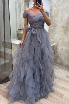 Evening Maxi Dress, Tulle Sleeves, Evening Dresses With Sleeves, Dress Sleeve Styles, Off Shoulder Fashion, Maxi Dress Evening, Long Summer Dresses, Long Prom Dress, First Impression