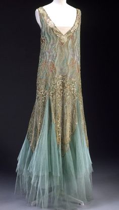 House Of Worth Gowns, House Of Worth, Long Evening Gowns, Estilo Art Deco, 1920s Fashion