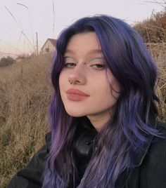 Purple Hair Olive Skin, Money Piece Hair Color Ideas, Light Purple Money Piece Hair, Purple Hair With Money Piece, Blue Money Piece Hair, Blue Money Piece, Purple Money Piece Hair, Purple Money, Blue Money