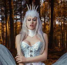 Ice Queen Crown Head Dress by PowderedandWaisted on Etsy https://www.etsy.com/listing/588768263/ice-queen-crown-head-dress Ice Queen Crown, Ice Crown, Crown Costume, Crown Headdress, Ice Dresses, Queen Costume, Head Dress, Ice King, Kings Crown