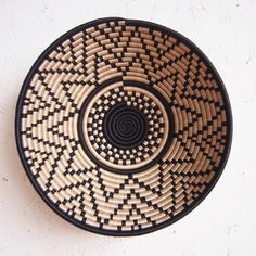 [Premium Quality Home Decor & Fragrance Online]-Visually Rich Rwandan Basket, Clover Wreath, Woven Bowl, Pine Needle Crafts, Agave Plants, Wreaths St Patricks, Sweetgrass Basket, Pine Needle Baskets, Basket Woven