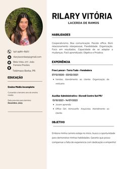 a professional resume template with an image on the front and back cover, in spanish