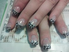 french cheetah Cheetah Print Nails French Tip, French With Leopard Nails, French Tip With Cheetah Print, French Cheetah Nails, French Manicure With Leopard Accent Nail