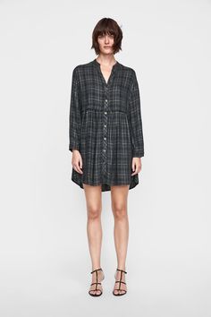 Image 1 of PLAID DRESS WITH METALLIC THREAD from Zara Bow Shirts, Metallic Thread, Plaid Dress, Zara Women, Simple Dresses, Dress Details, Collar Shirts, Dresses For Work, Shirt Dress