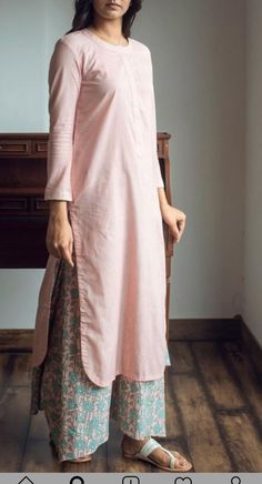 Palazzo Outfits, Palazzo Outfit, Baby Looney Tunes, Kareena Kapoor Khan, Indian Clothes, Kareena Kapoor, Indian Attire, Kurta With Pants, Simple Trendy Outfits