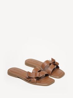 The Melissa Beach Flats, Italian Men, Women Shoes Flats Sandals, Shoes Flats Sandals, Sandals For Sale, Heeled Loafers, Boots For Sale, Boot Shop, Sandals Summer