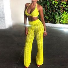 Bought This Off A Boutique Years Ago, Never Worn No Tags No Flaws At All Color Is Coming Off Yellow In Pictures But In Person It Looks Like The Second Picture Yellow Crochet Top For Beach Season, Casual Yellow Crochet Top For Beach Season, White Beach Cover Up, Boho Swim, Crochet Two Piece, Floral Bathing Suits, Pink Swim, Boho Tunic Tops, Green Crochet