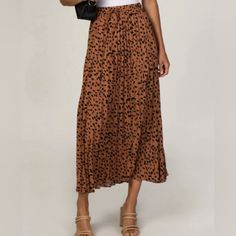 Nwt Jodifl Leopard Print Pleated Maxi Skirt Size L. Features Drawstring Waist. 100% Polyester. Smoke Free Home. Casual Brown Maxi Skirt For Fall, High Waist Brown Maxi Skirt For Fall, High Waist Flowy Brown Skirt, Brown Midi Skirt For Spring, Brown Casual Midi Skirt, Casual Brown Midi Skirt, Chic Brown Skirted Bottoms, Casual Brown Relaxed Skirt, Casual Brown Relaxed Fit Skirt