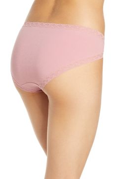 Feminine Seamless Cotton Bottoms, Cotton Briefs For Daywear, Cotton Lace Trim Briefs, Cotton Daywear Briefs, Feminine Cotton Bottoms With Lace Trim, Feminine Cotton Bottoms For Daywear, Feminine Stretch Cotton Bottoms, Cotton Lace Trim Brief Bottoms, Summer Wardrobe Essentials