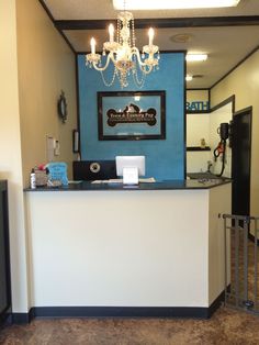 the front desk is clean and ready for customers to come home or work on their laptop