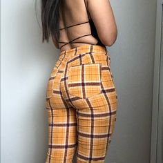 Size: 27 Waist: 13.5” Inseam: 34” Leg Opening: 19.5” New With Tags!! Would You Like Free Shipping For This Item? Follow Me On Instagram @_thriftedbycynthia And Dm Me On Instagram If You Are Interested In Purchasing Or Have Questions About An Item. Retro Wide Leg Orange Bottoms, Retro Orange Wide Leg Bottoms, Retro Orange Wide-leg Bottoms, Fitted Orange Straight Pants, Mustard Fitted Bottoms For Workwear, Fitted Mustard Bottoms For Workwear, Retro High Waist Orange Pants, Fitted Orange Bottoms With Pockets, High Waist Orange Bottoms For Fall