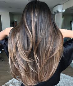 Balyage Long Hair, Ash Blonde Hair Balayage, Highlights For Dark Brown Hair, Long Shiny Hair, Straight Hair Cuts, Dye Hair