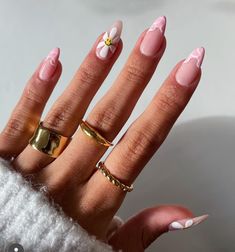 Tip Almond Nails, French Tip Almond Nails, French Tip Almond, Pink French Tip Nails, Almond Nails Designs Summer, Pink French Manicure, Pink French Tip, Glitter Accent Nails, Pastel Nails Designs