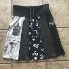 This Is Handmade Out Of T-Shirts, Never Worn, Waist 13 Laying Flat And 19 In Length, Upcycle Sewing Projects, Jeans Into Skirt, Upcycled Tshirt, Festival Skirt, T Shirt Skirt, Garment Construction, Skirt Ideas, Upcycle Tshirt, Handmade Skirts