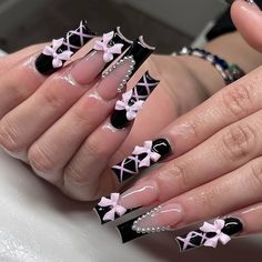 Amazon.com: QQPPOLIU Press on Nails,Long Press on Nails Square,Long Nails,Long Fake Nails,Long Nails Press on，for Prom/Party/Holiday,Gift for Women (Black and Pink,with Bowl Design,French Tip) : Beauty & Personal Care 3xl Nail Designs, French Tip Nails Pink And White, Black Nails With Charms, Paznokcie Hello Kitty, Wave Nails, Fake Nails Long, Long Press On Nails, Valentine Nails, Nagel Tips