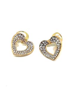 Gold diamond heart-shaped earrings. - Excellent quality. - Stainless steel jewelry. - Color: Gold. - Clasp: Studs. - Stones: diamonds (Fancy). - Dangling earrings. -Stainless Steel. - Chic and refined. - Jewelry & fancy stones. Dimensions: 1.6 cm x 1.6 cm (Aprox) Advantages at Big-bijoux: . 100% Satisfied or Refunded . Delivery in 3 days . Secure payments . French after-sales service available . This item is not sold in stores . Delivery Everywhere in EUROPE . FREE delivery in France Jewelry Fancy, Fancy Stones, Heart Shaped Earrings, Gold Diamond Earrings, Dangling Earrings, Steel Jewelry, Stainless Steel Jewelry, Diamond Heart, Jewelry Earrings Dangle