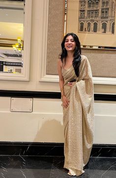 Rose Gold Organza Saree, Saari Inspo For Farewell, Traditional Farewell Outfits, Fancy Saree Aesthetic, Fairwell Sarees Aesthetic, Farewell Sari Ideas, Saree For 12th Farewell, Desi Farewell Outfits, 3 Piece Indian Outfit