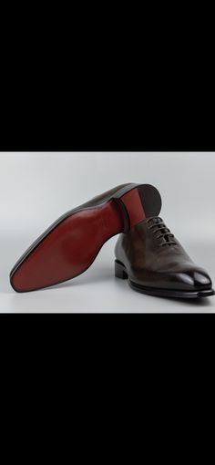 Italian Leather Pointed Toe Loafers, Luxury Italian Craftsmanship Loafers, Luxury Italian Craftsmanship Leather Slip-on Shoes, Semi-formal Italian Wingtip Monk Strap Shoes, Luxury Semi-formal Men's Shoes With Italian Craftsmanship