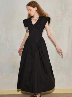 Wrinkled V-neck French Flying Sleeve Dress – ARCANA ARCHIVE Arcana Archive, British Indian, V Neck Dress, Skirt Pants, Elegant Dresses, Sleeve Dress, Dresses With Sleeves, Black Dress, Street Style