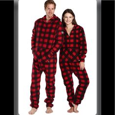 Nwt Perfect, Comfy Holiday Jumpsuits For Christmas Morning Pictures, Lounging On Movie Night, Gift-Giving Traditions, And Breakfast With Santa Canada Weather Gear Flannel Plush Red Buffalo Plaid Onesie/Pajama, Size Xl, Feel Unbelievably Cozy: You’ll Love The Plush Fleece Fabric On The Adult Onesie Pajamas That Feels Sensational On Your Skin, The Hood That Keeps You Perfectly Warm, And The Little Pom Poms Hanging From The Hood That Add A Cute, Cozy Touch. 2 Hand Front Pockets, No Trades L-58” G Pyjamas Onesie, Plaid Clothes, Adult Onesie Pajamas, Couples Christmas, Pj Party, Couple Stuff, Pajama Fashion, Unisex Onesies, Buffalo Check Plaid